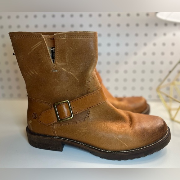 Dingo Women's Casey Boots in Camel Size 7M Leather - Picture 3 of 16